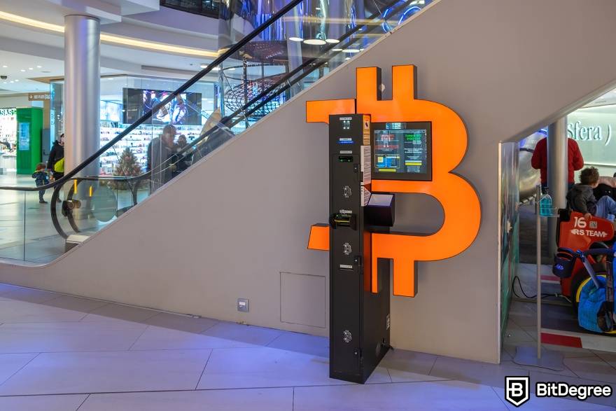 Como funciona um caixa eletrônico Bitcoin: Caixa eletrônico Bitcoin em um shopping.