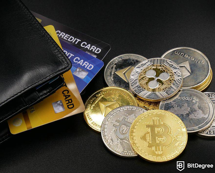 A maior carteira de Bitcoin perdida: Bitcoins ao lado dos cartões de crédito.